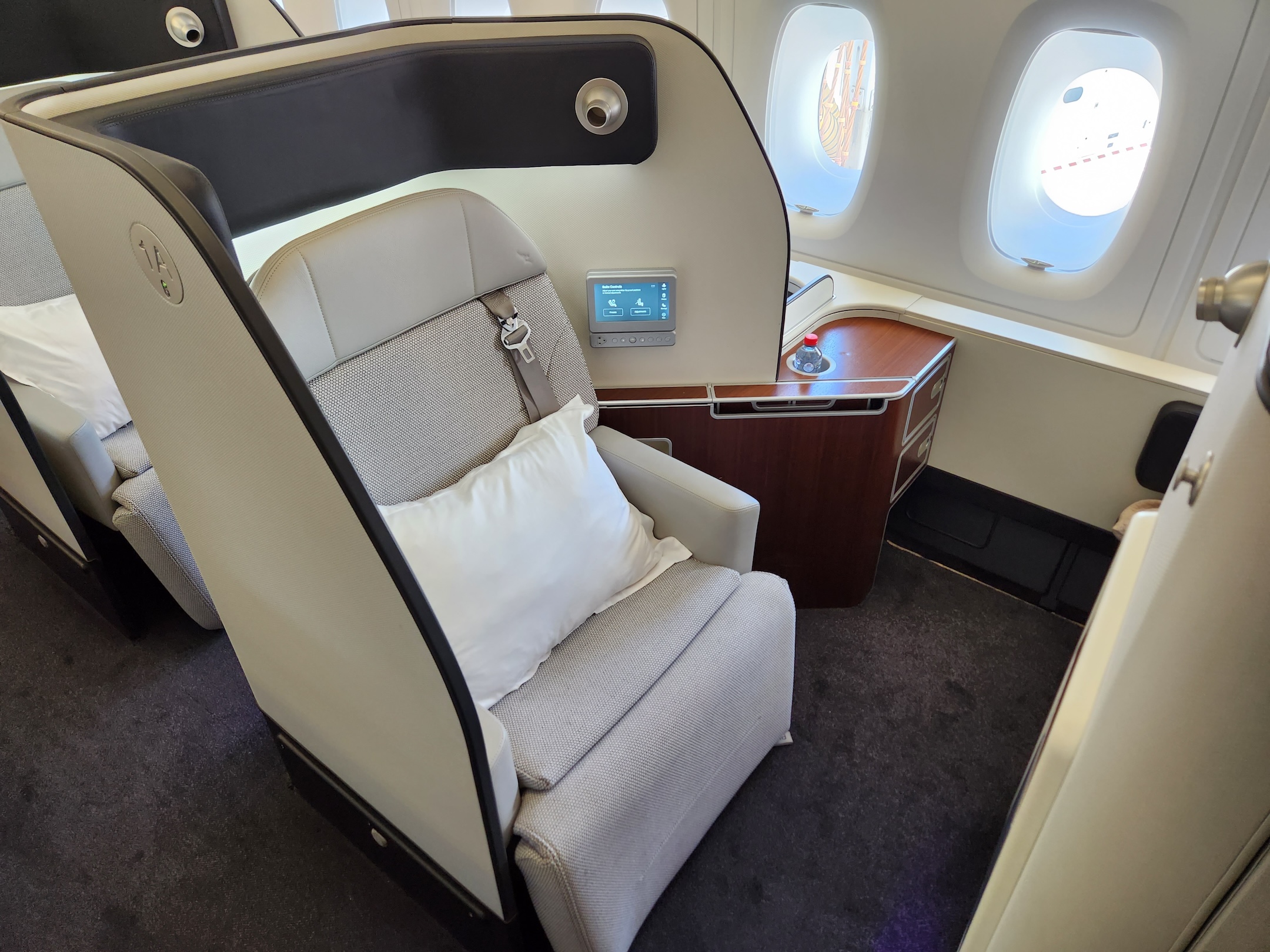 [Randy飛行紀錄] Qantas First Class／SYD～LAX 澳洲航空頭等艙／雪梨～洛杉磯 | TripPlus