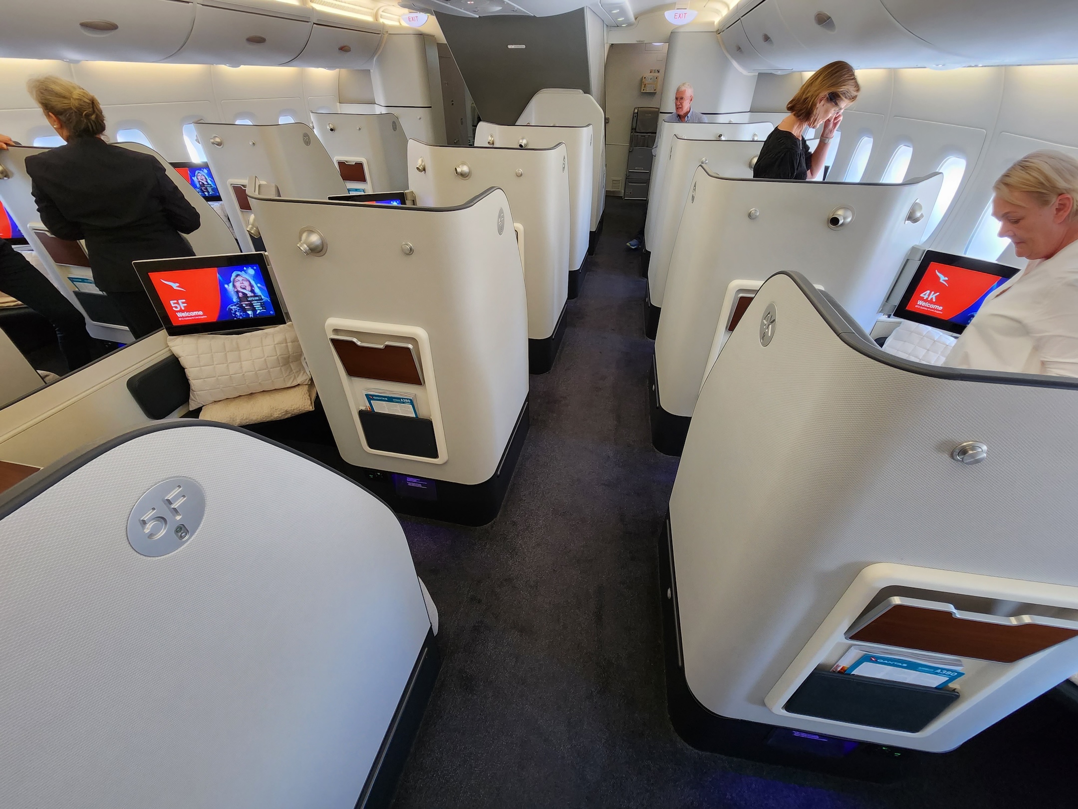 [Randy飛行紀錄] Qantas First Class／SYD～LAX 澳洲航空頭等艙／雪梨～洛杉磯 | TripPlus